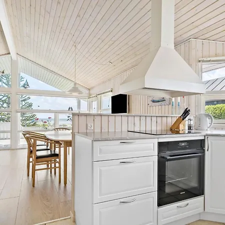 Bjert 45 Semesterbostad *